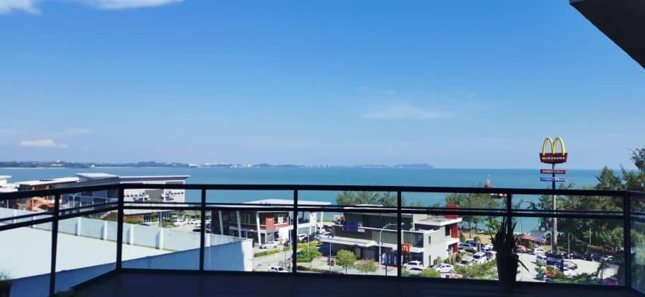 Seaview Dwharf Family Suit Private Port Dickson Eksteriør billede